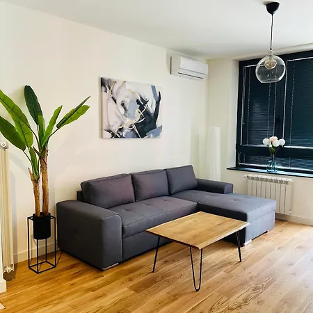 アパート Bw Eterna